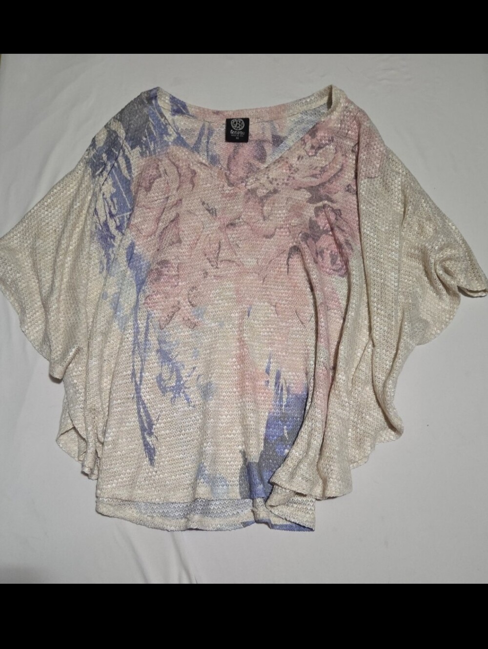 Bobeau Women's medium beige floral blouse #14